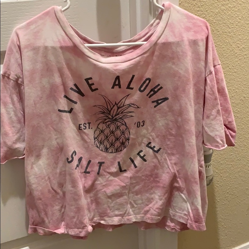 Cropped Salt Life Shirt